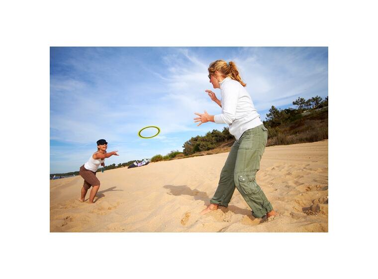Frisbee Aerobie  Pro 33 cm Lentää uskomattoman pitkälle 