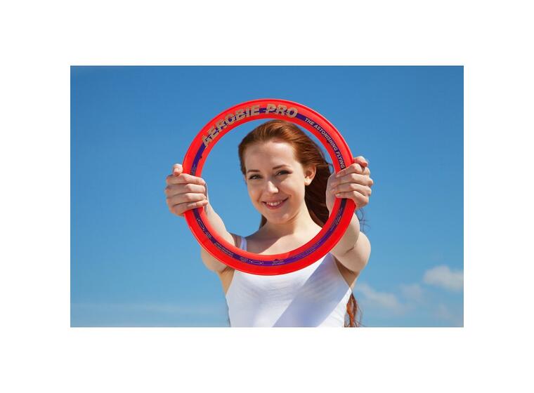 Frisbee Aerobie  Pro 33 cm Lentää uskomattoman pitkälle 