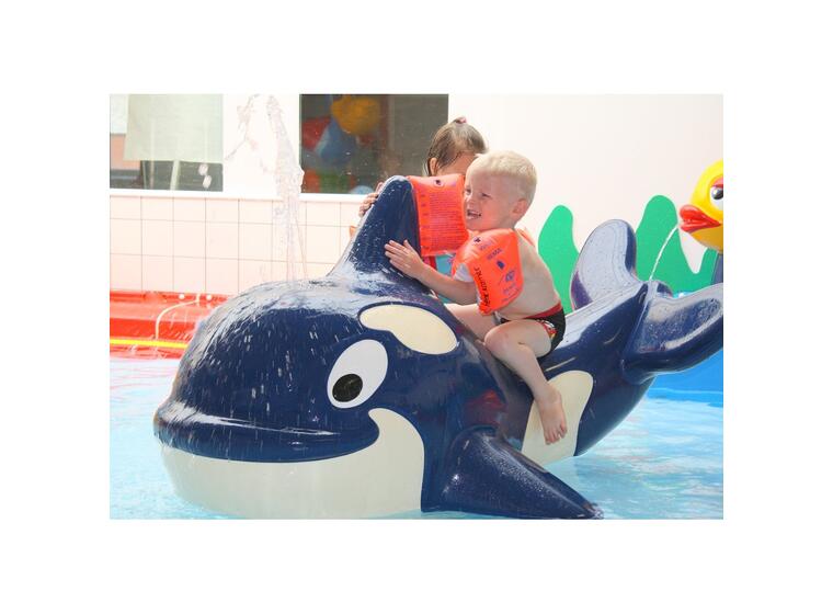 Aqua Drolics Orca Vesilelu uima-altaisiin ja vesipuistoihi 