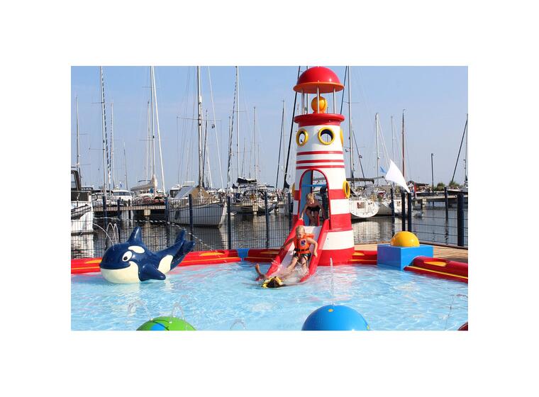 Aqua Drolics Orca Vesilelu uima-altaisiin ja vesipuistoihi 