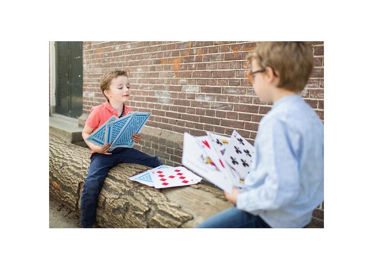 Gigantic playcards 