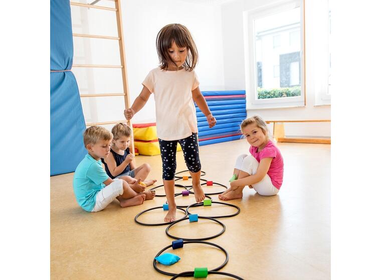 Beleduc | Jump & Throw -peli Heitto- ja hyppypeli 