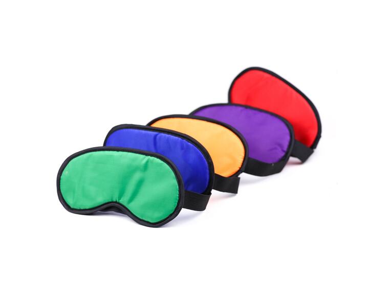 Blindfold: 21x10 cm 
