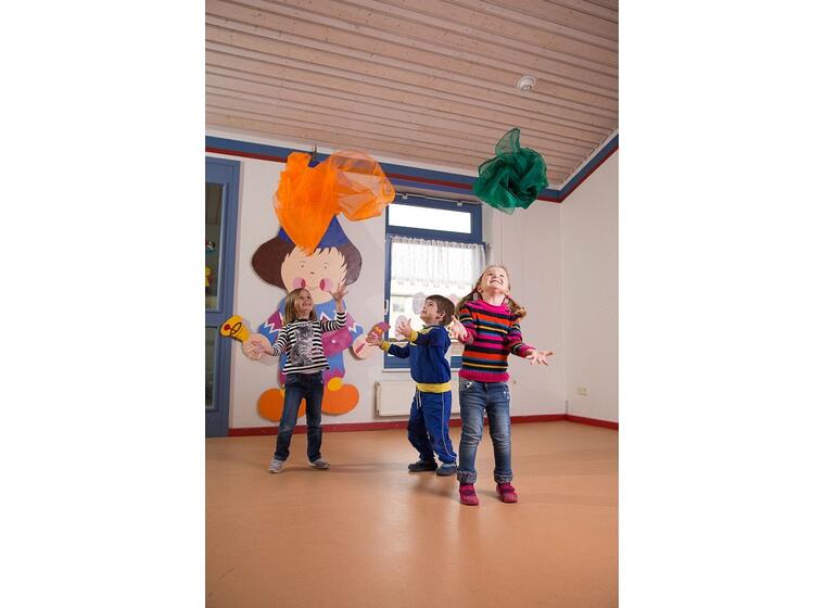 Extra-large juggling scarves 