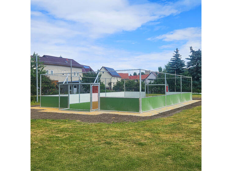 Moniareena Arena Pro 10 × 7 m Kestävä kenttä integroiduilla maaleilla 