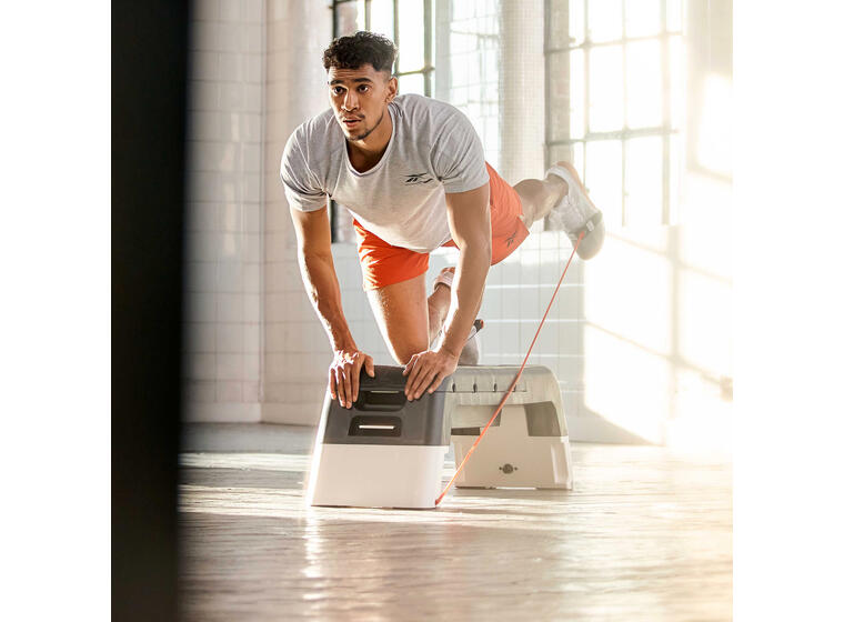 Reebok Stepkasse  ( Farge = Svart/Hvit ) 