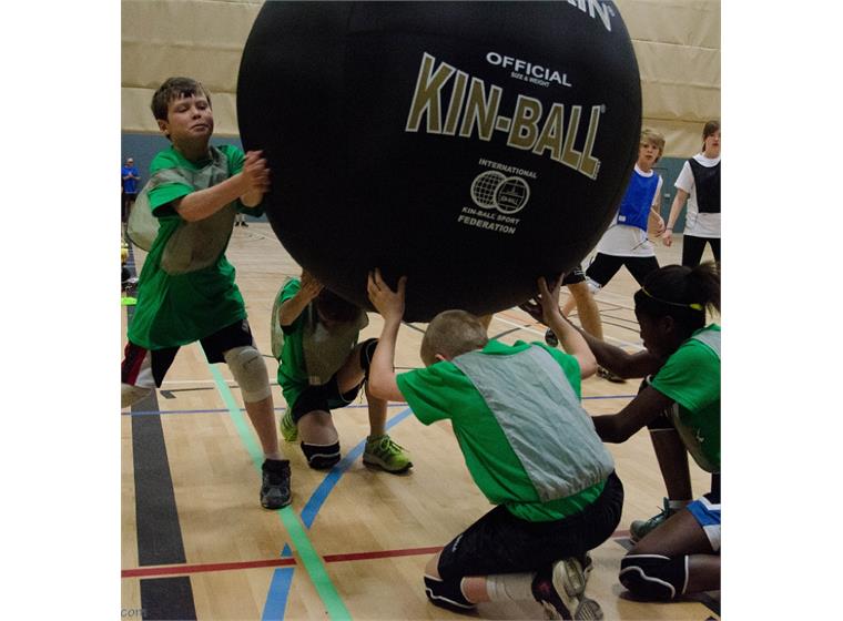 KIN-BALL® Sport - Musta 122 cm  - Sisäkäyttöön