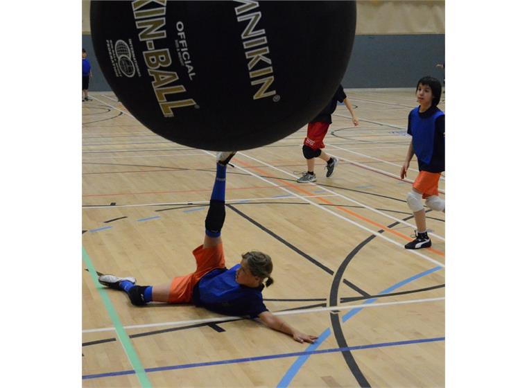 KIN-BALL® Sport - Musta 122 cm  - Sisäkäyttöön