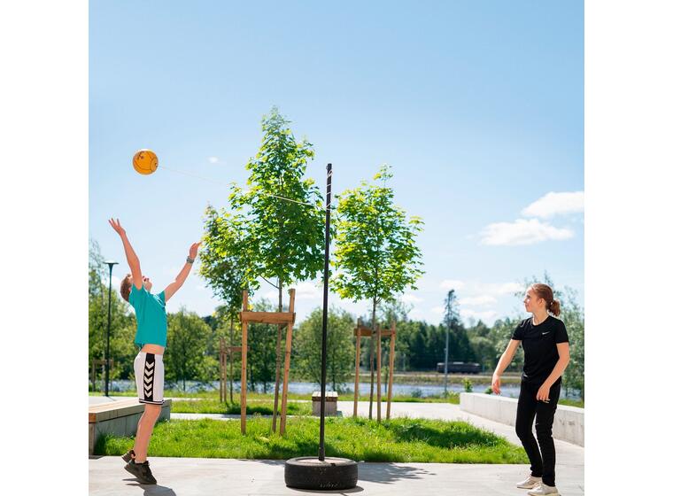 Smashball-setti Sementtijalka, tolppa ja pallo 