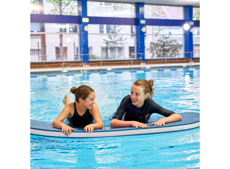 Giant Swimming Float Oval 