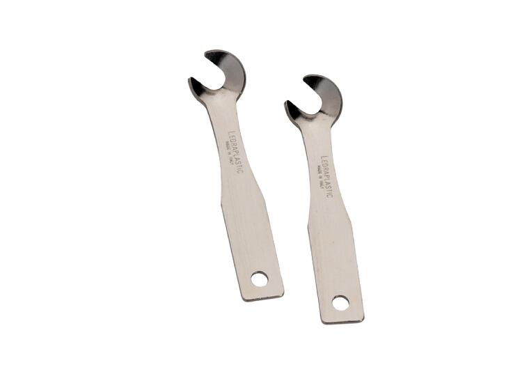 Metal Plug Holder / set of 5 pcs 