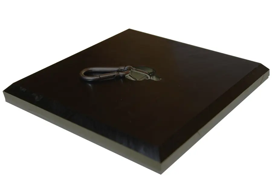 Malmsten | Vedenalainen jalusta Musta | 30x30 cm 