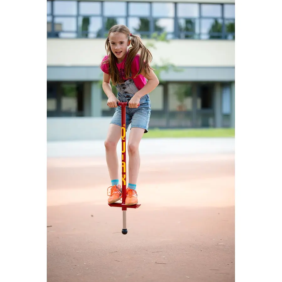 Hyppykeppi Qu-Ax Pogo 30 kg Punainen, 99 cm, max. 30 kg 