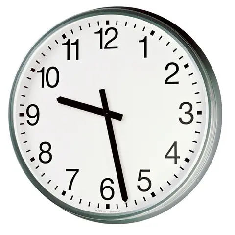 Peweta radiokontrolloitu kello Standardi S&#228;&#228;nkest&#228;v&#228; kello numeroilla