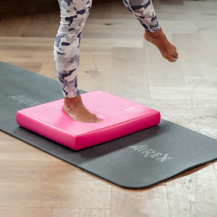 Airex balansepute Elite Pink Sklimotstand på begge sider 
