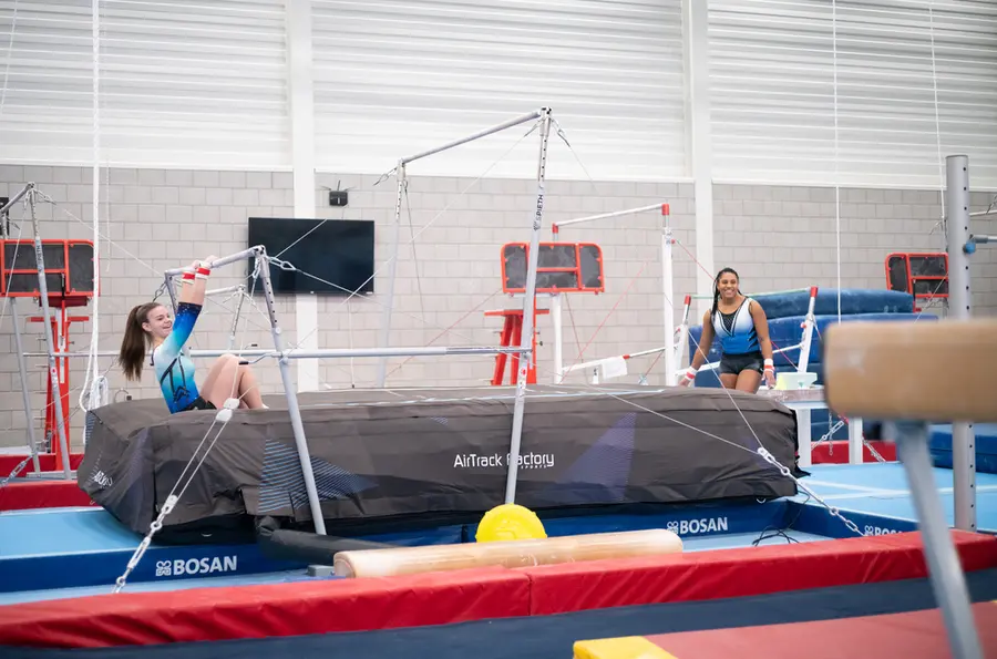 AirTrack | Alastulopatja Airbag S Ilmatäytteinen | 400 x 250 x 70 cm 