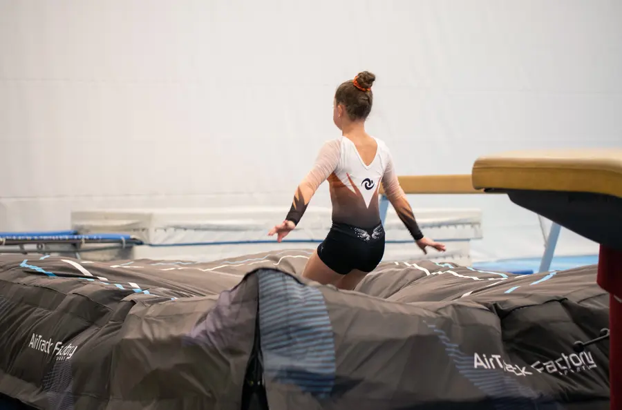 AirTrack | Alastulopatja Airbag S Ilmatäytteinen | 400 x 250 x 70 cm 