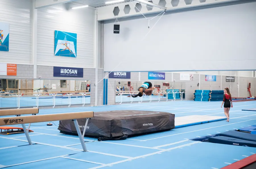 AirTrack | Alastulopatja Airbag S Ilmatäytteinen | 400 x 250 x 70 cm 