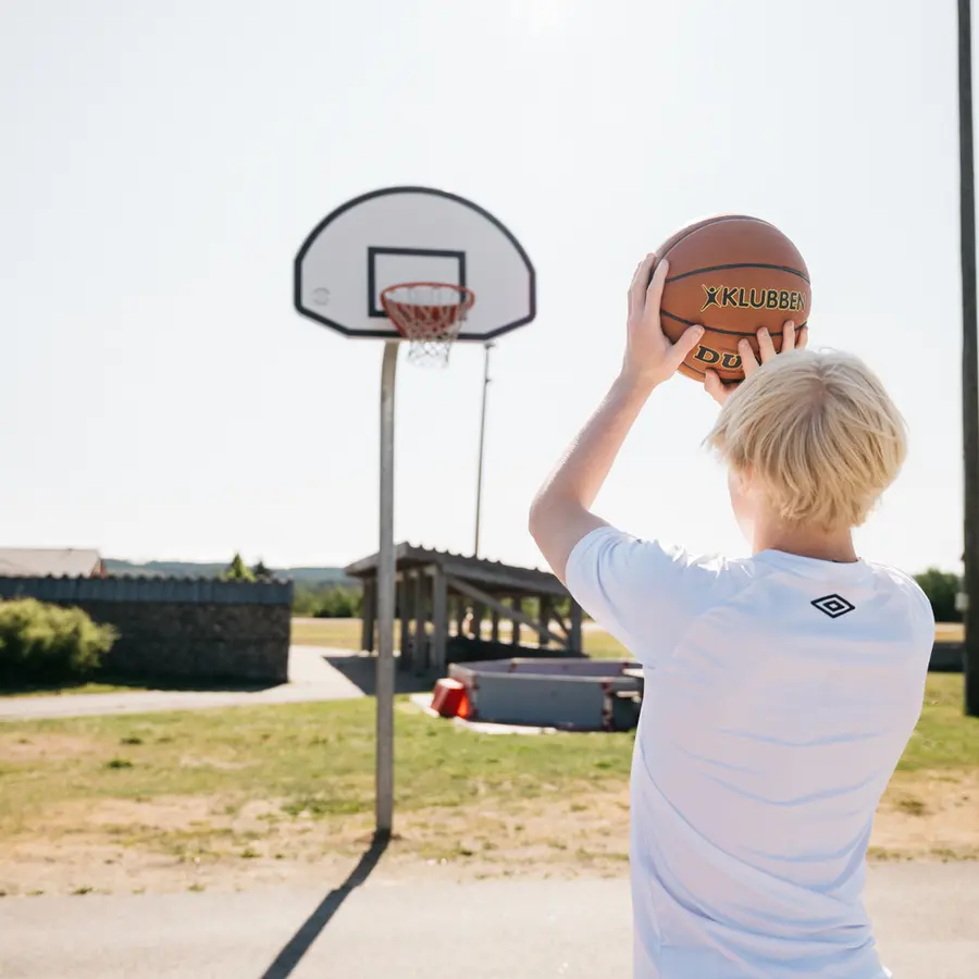 Koripallo Klubben Dunk (10) Sisälle ja ulos | Koot 6 ja 7 