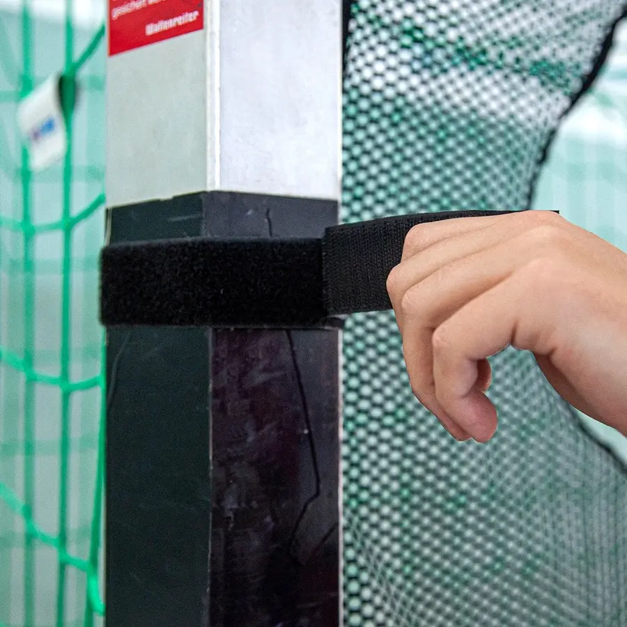 Maaliverkko jalka- ja käsipalloon 3 x 2 m | 4 reikää 