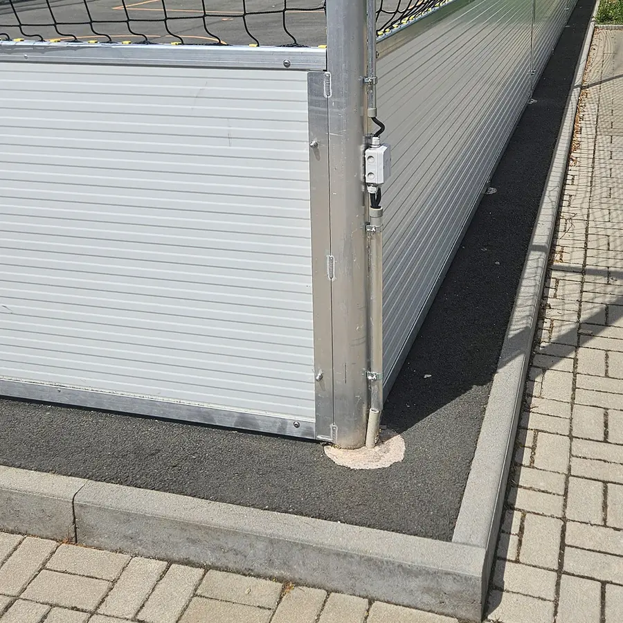 Moniareena Arena Pro 10 × 7 m Kestävä kenttä integroiduilla maaleilla 