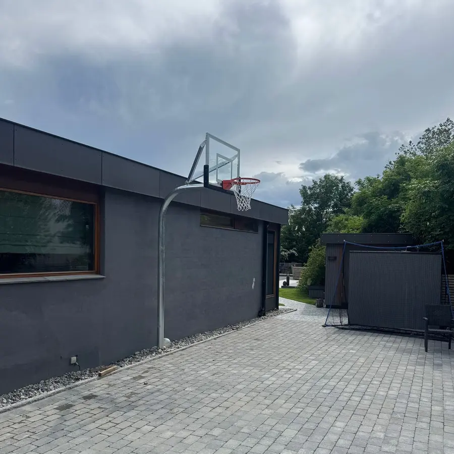Klubben | Koripalloteline Street Maahan kiinteästi asennettava 