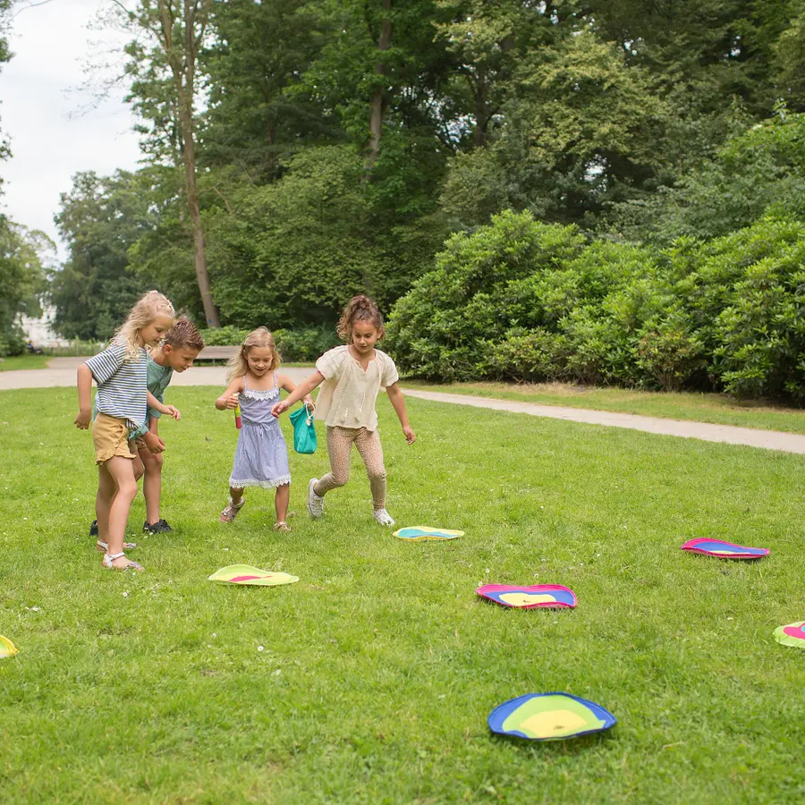 BS Toys Activity Island -liikepeli Pelit jopa 7 lapselle 