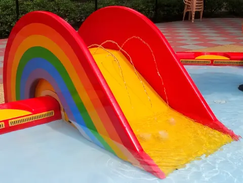 Aquadrolics Sateenkaariliukumäki Vesiliukumäki