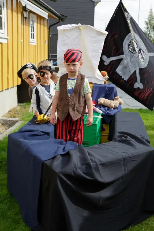 CaCCer laatikko sininen Punainen/Sininen/Keltainen/Vihreä 
