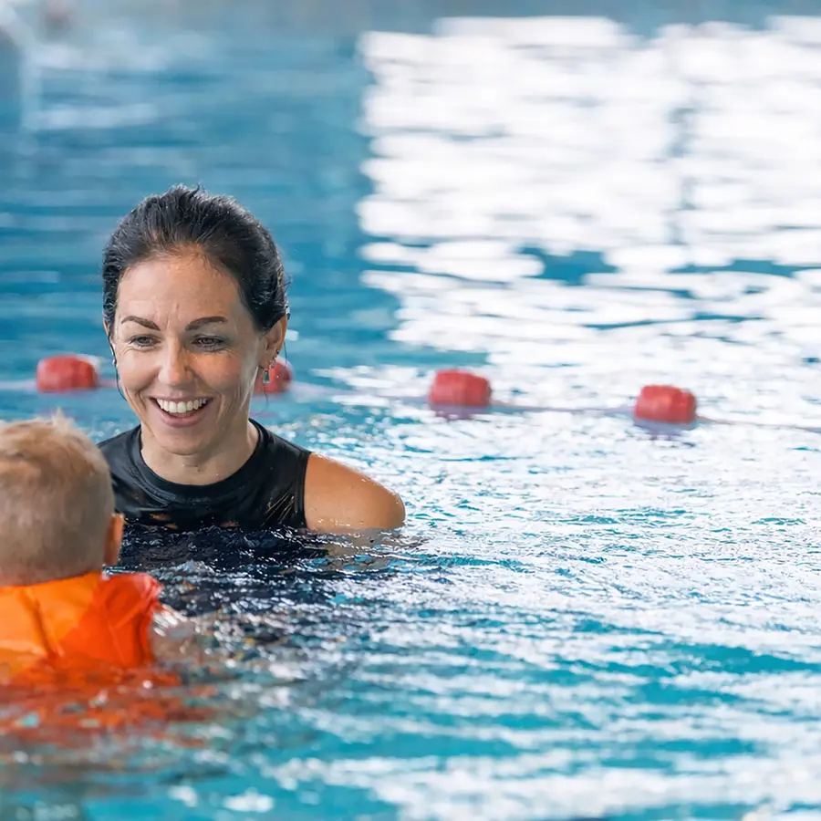 EasySwim | Pro Jacket  M Uimaopetus- ja kelluntapuku 