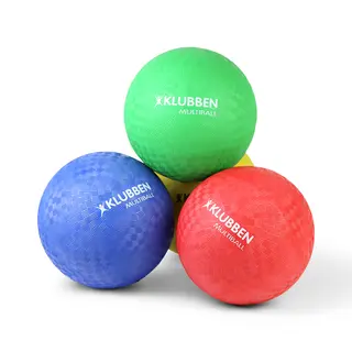 Klubben Pelipallo Multi 15 cm Pallo koulun pihalle