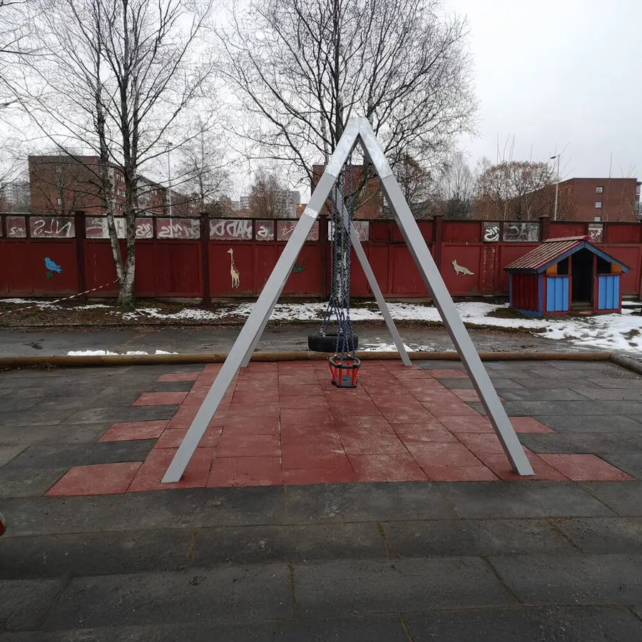 Klubben | Keinuteline 2 istuimelle | 4x3,1 m 