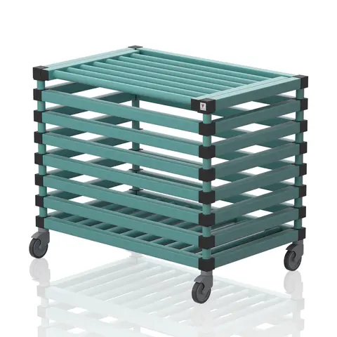 Varustevaunu kannella märkätiloihin Vihr eä