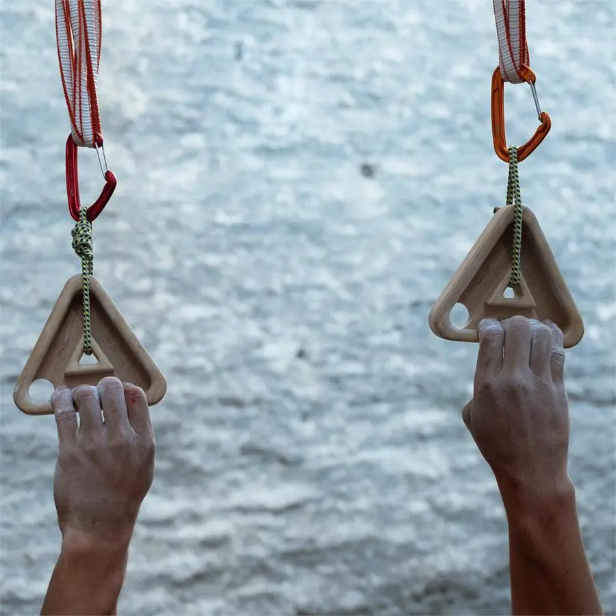 Y&Y Triangle | Otelauta 12x12x3 cm 